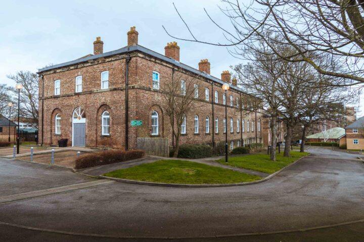 英国纽卡斯尔学生宿舍：Leazes Parade