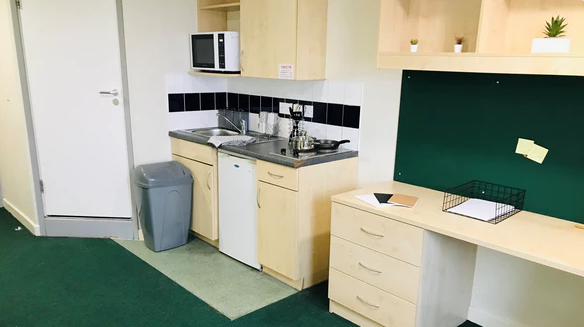 埃塞克斯小屋——现代简约与自然生活的完美结合