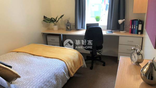 邓迪大学相当于国内什么大学？
